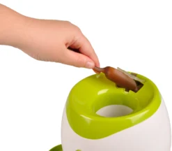 Flamingo Jouet Chien Wilson Jouet Automatique De Balle Et Friandises Interactif+ Balle De Tennis 18cm -Magasin De Fournitures Pour Animaux Et Chiens De Qualité d02d84837cc127bb173bb9e5f10de9b88ed48e3b4c29e34edd506d9c7c35b525 scaled